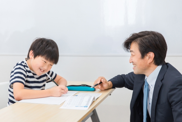 質の高い授業をする男性